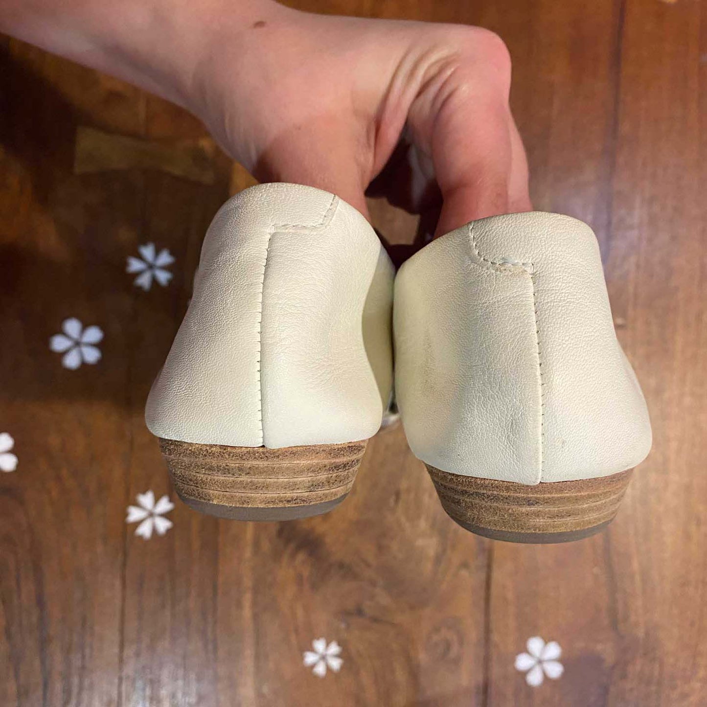 jnby white leather point toe slip on loafers - size 38