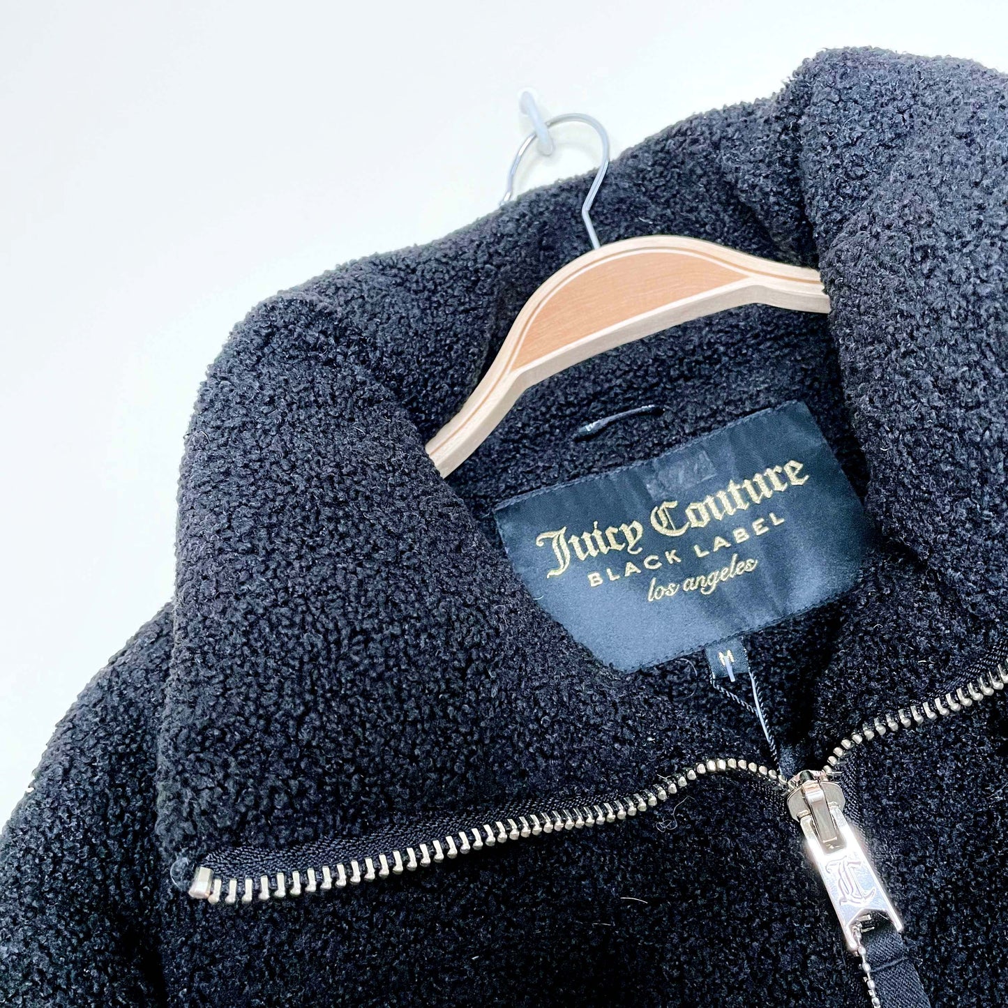 nwt juicy couture teddy short down puffer jacket - size medium