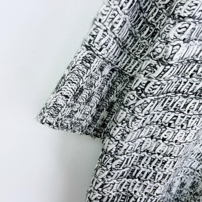 roots grey heather chunky knit crew - size medium