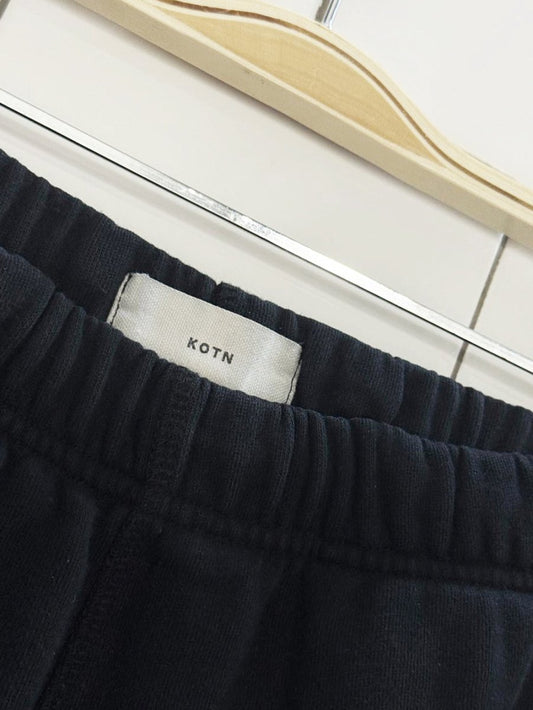 kotn relaxed side pocket cotton sweatpants - good market thrift store
