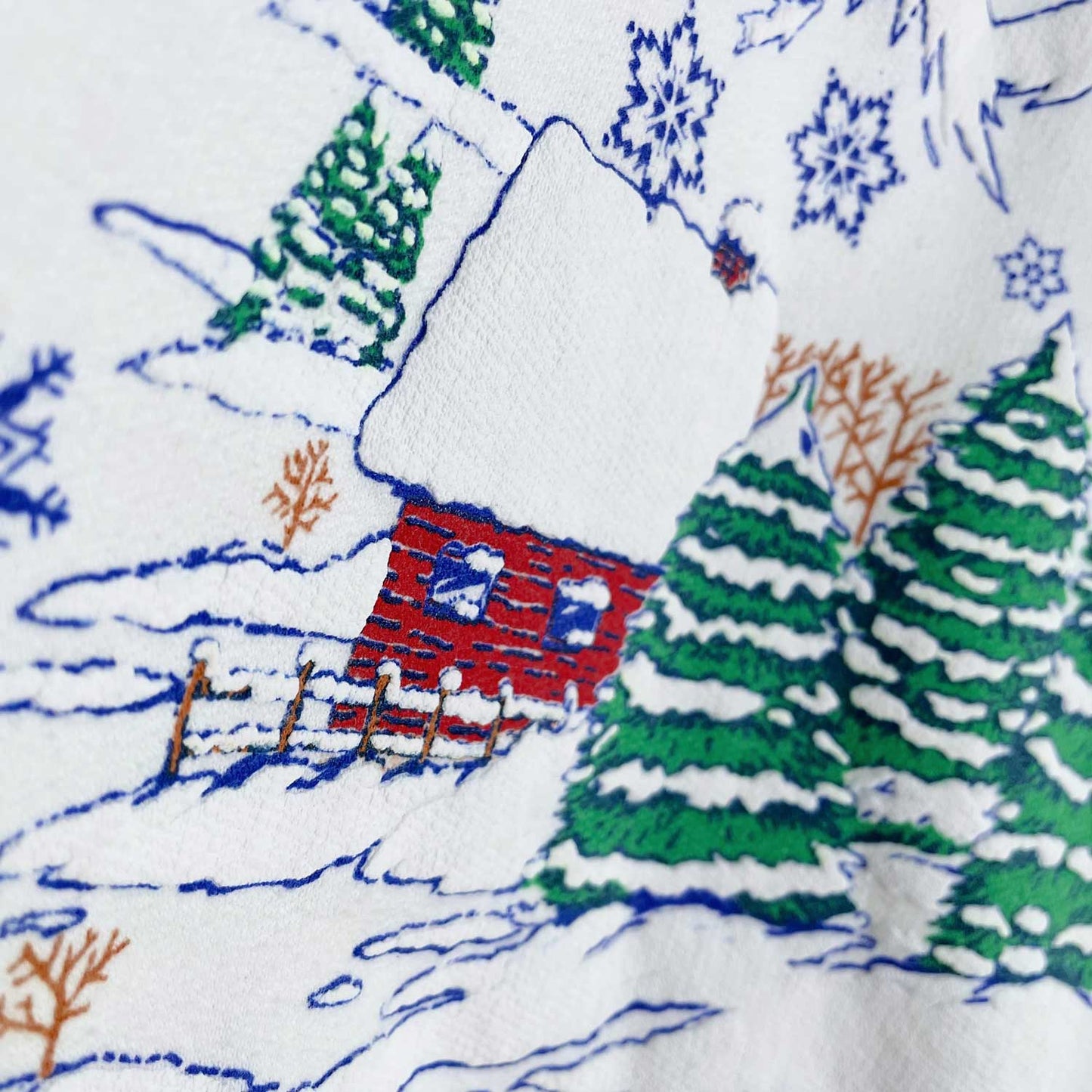 vintage lady footlocker reindeer cottage puff graphic crew - size large