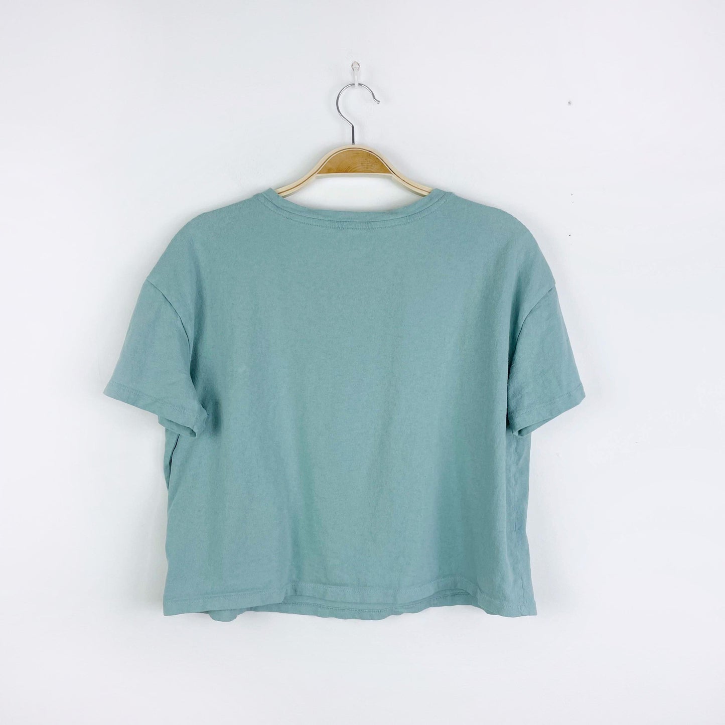 old navy 2022 led zeppelin crop tee