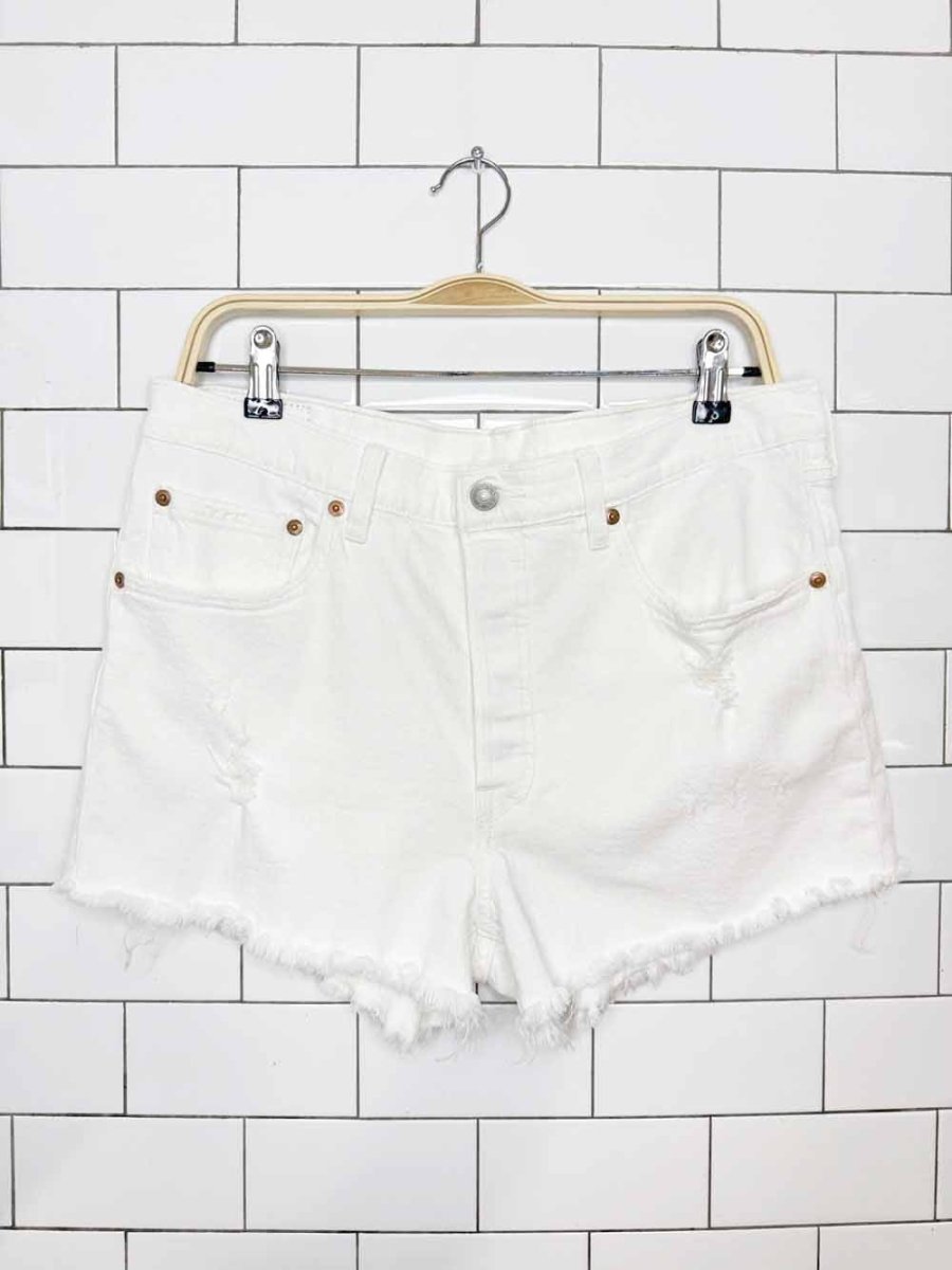 levi's 501 cut off denim shorts - good market thrift store