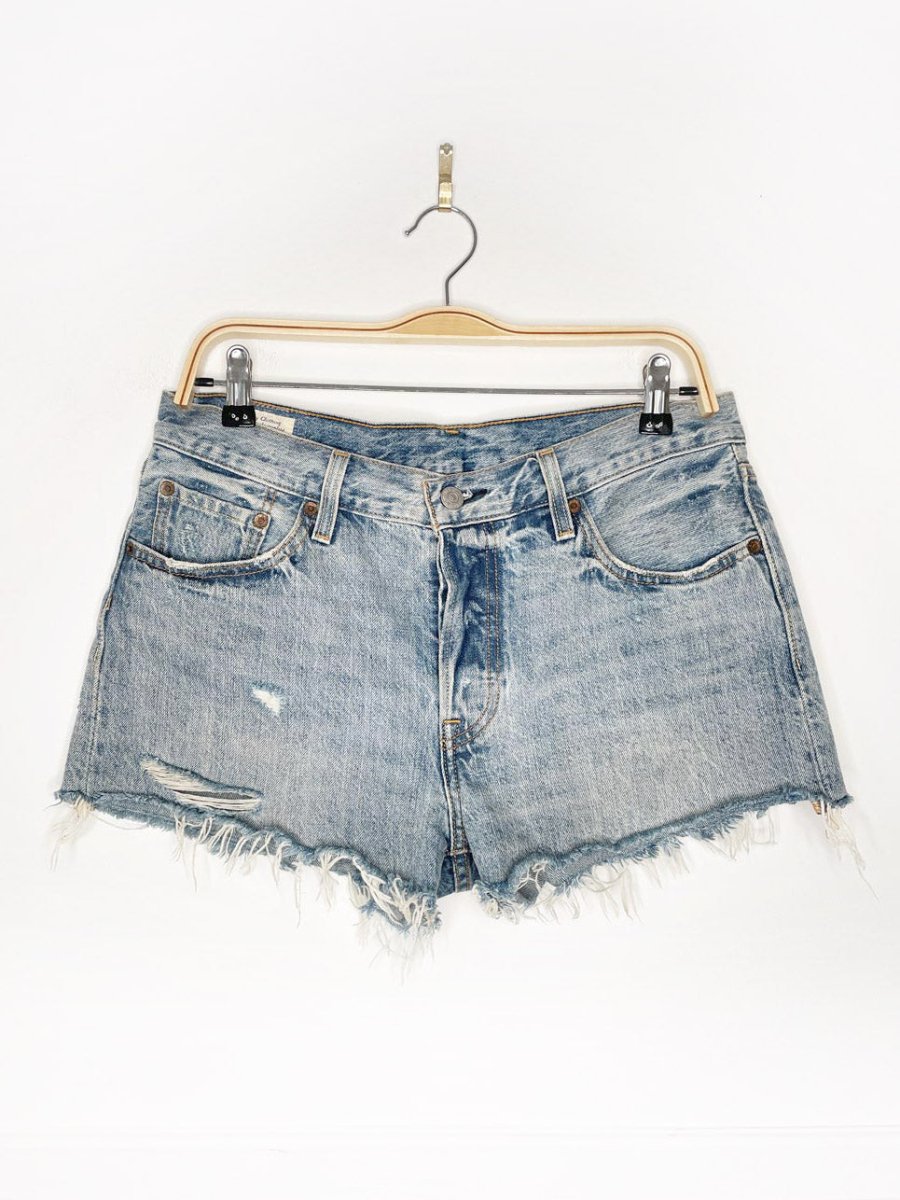 levi's 501 cut off denim shorts - good market thrift store