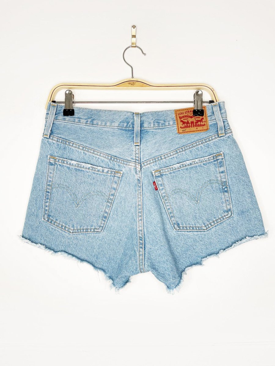 levi's 501 cut off denim shorts - good market thrift store