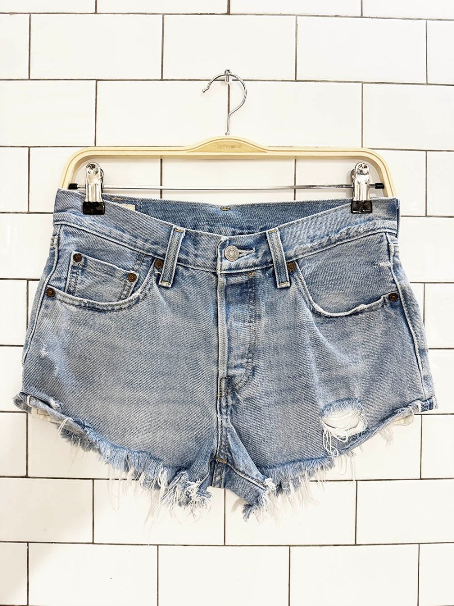 levi's 501 distressed cut - off denim shorts - good market thrift store