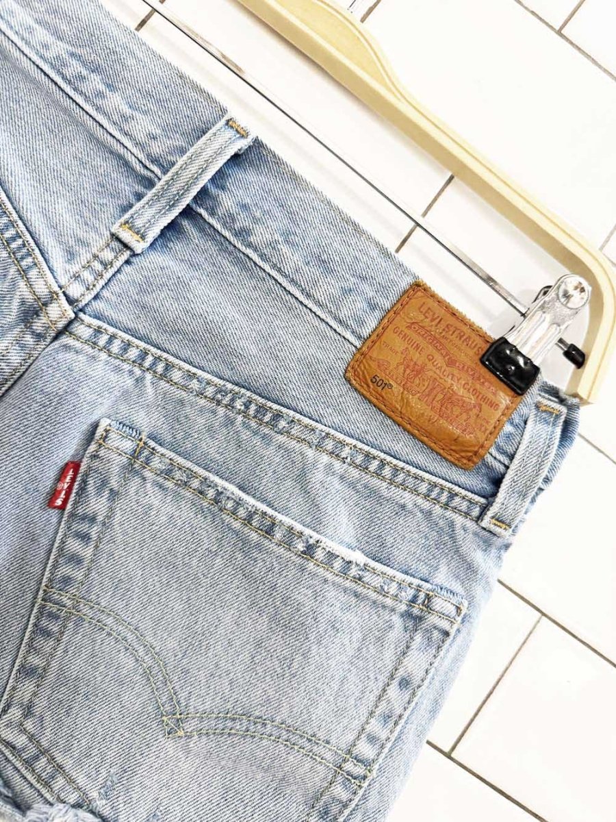 levi's 501 distressed cut - off denim shorts - good market thrift store