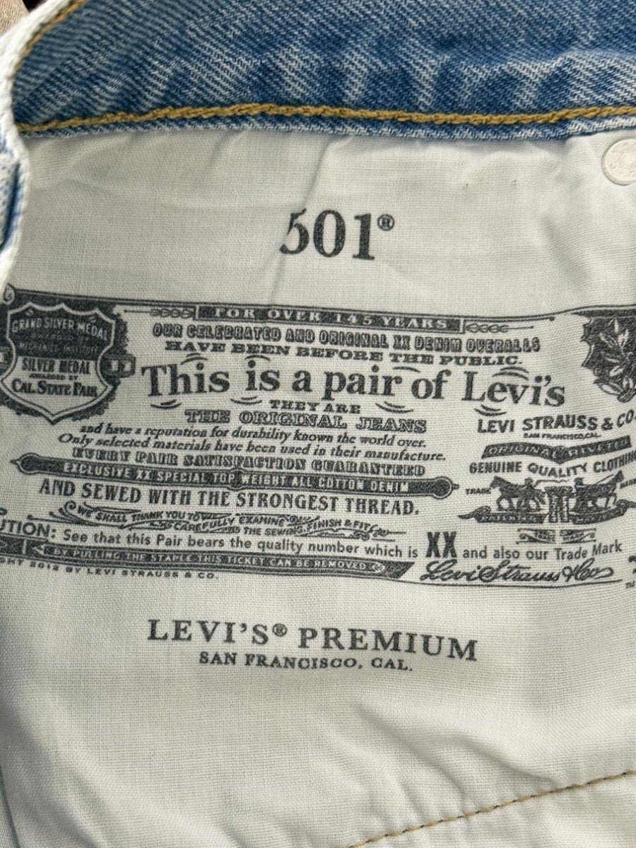 levi's 501 distressed hem cut - off denim shorts - good market thrift store