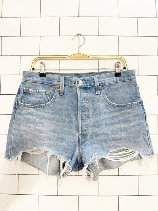 levi's 501 distressed hem cut - off denim shorts - good market thrift store