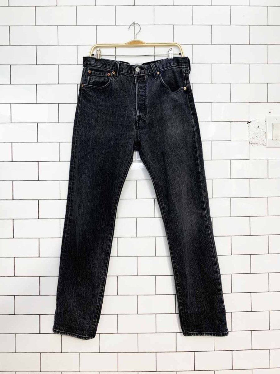 levi's 501 straight white tab '93 fit button fly jeans - good market thrift store