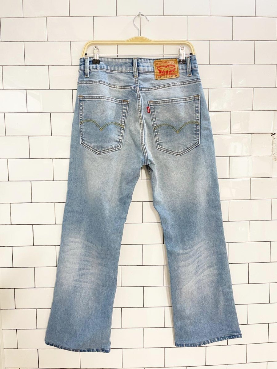 levi's 517 bootcut whiskered denim jeans - good market thrift store