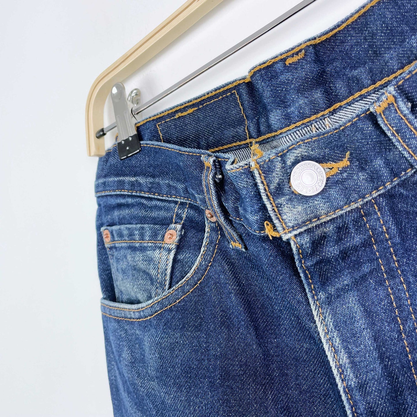 vintage levi's 550 loose relaxed fit jeans