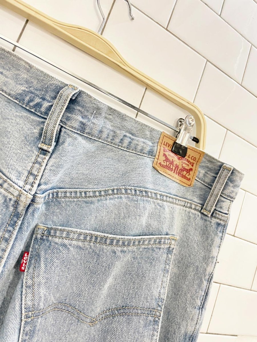 levi's 94 baggy ample jeans - good market thrift store