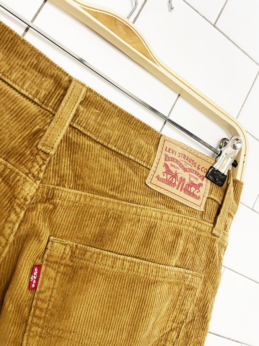 levi's 94 baggy corduroy pants - good market thrift store