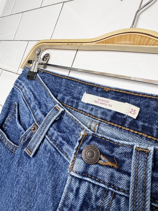levi's 94 baggy jeans - good market thrift store
