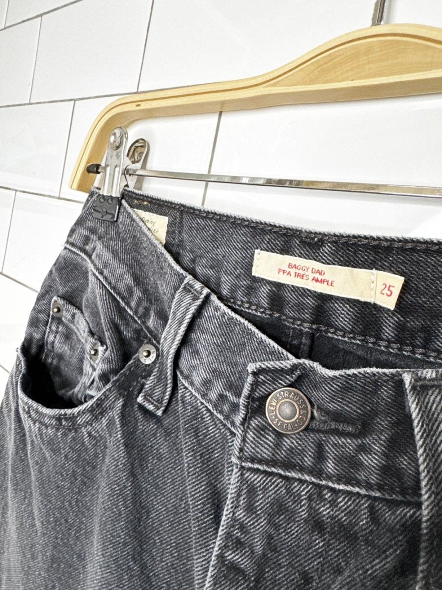 levi's baggy dad relaxed jeans - good market thrift store