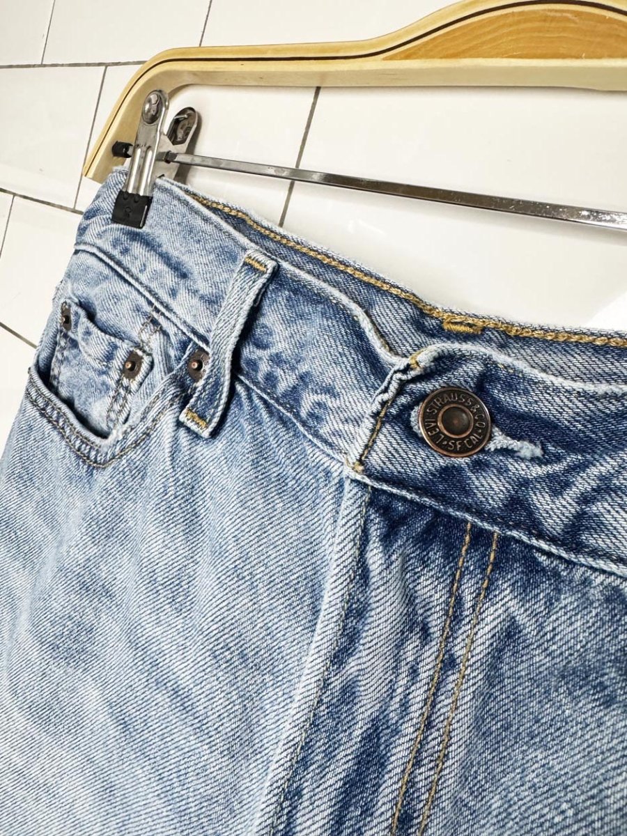 levi's column mid rise denim maxi skirt - good market thrift store