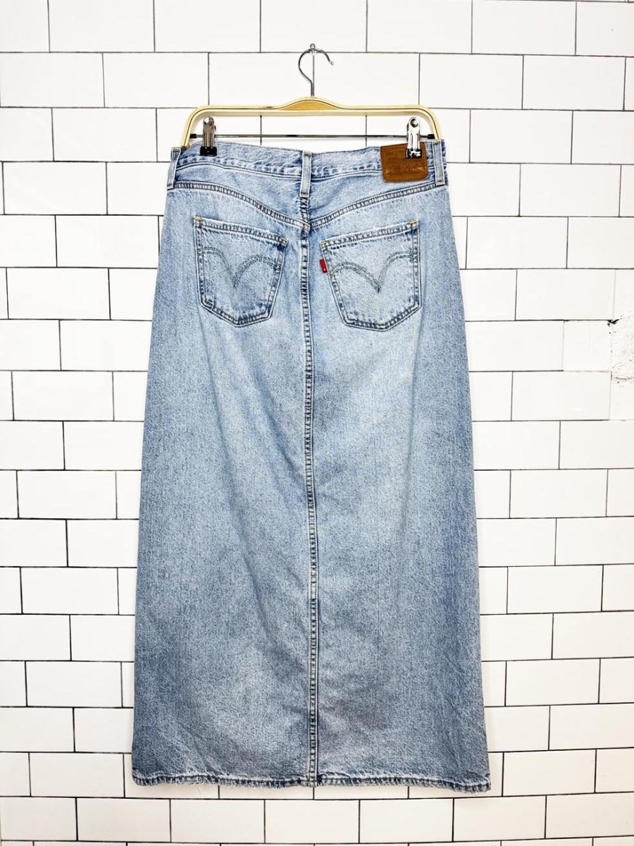 levi's column mid rise denim maxi skirt - good market thrift store