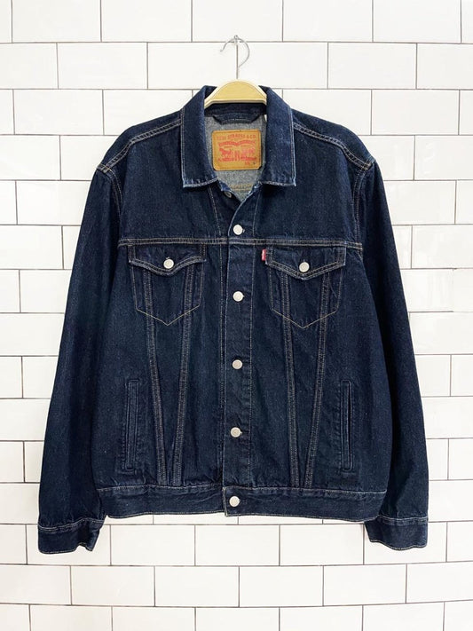 levi's dark wash denim trucker jacket - good market thrift store