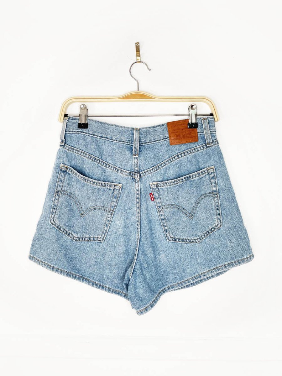 levi's high loose fit denim shorts - good market thrift store
