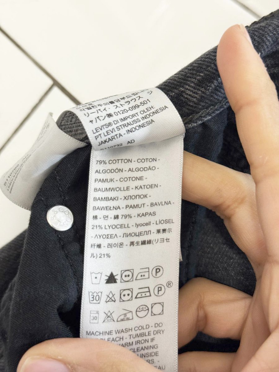 levi's high loose fit denim shorts - good market thrift store