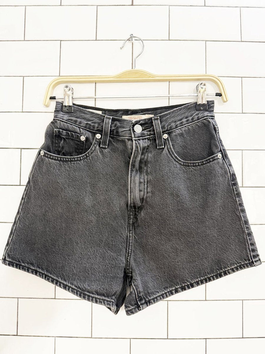 levi's high loose fit denim shorts - good market thrift store