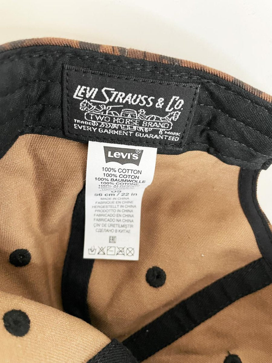 levi's lazy girl animal print embroidered logo hat - good market thrift store