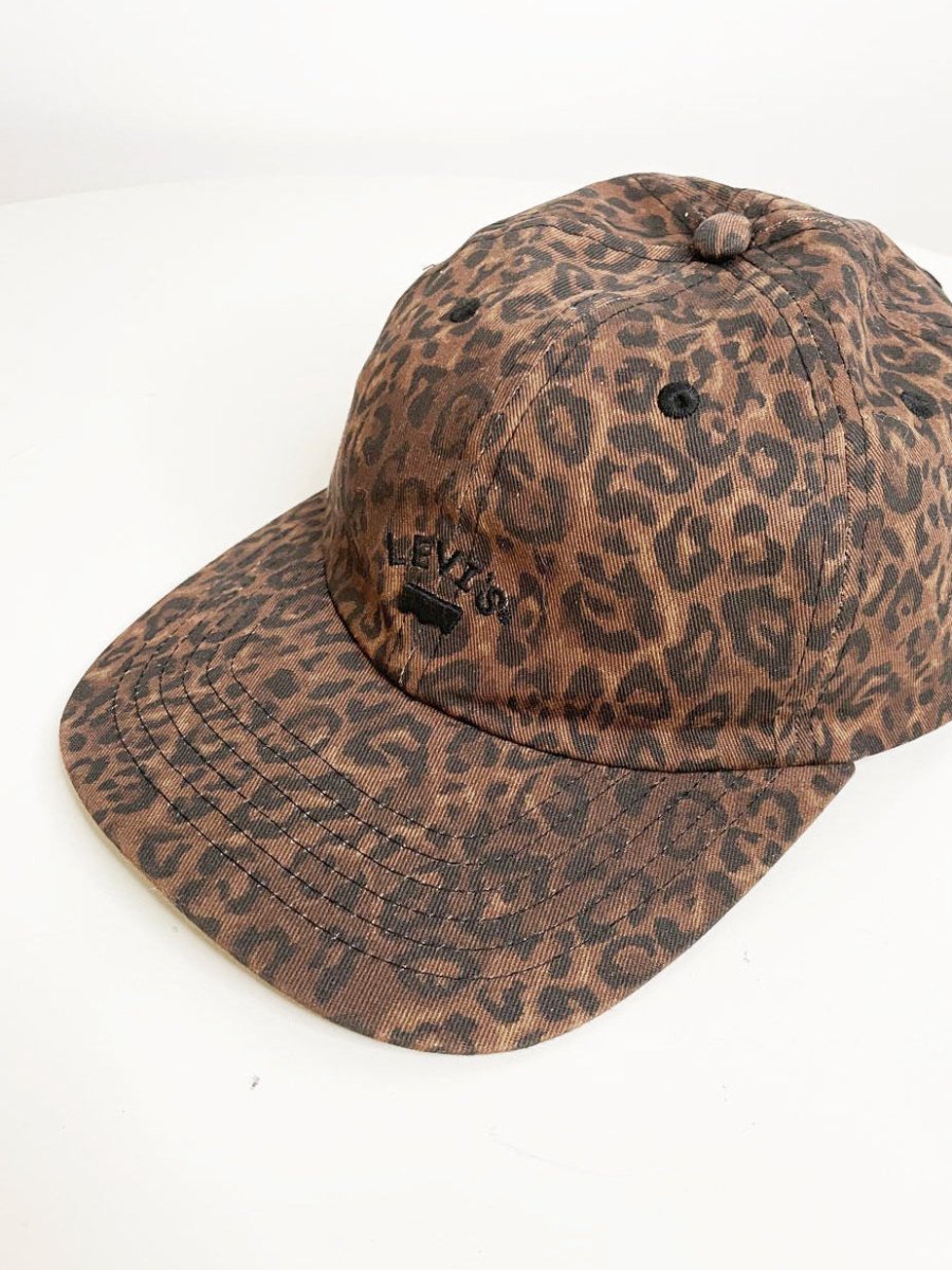 levi's lazy girl animal print embroidered logo hat - good market thrift store
