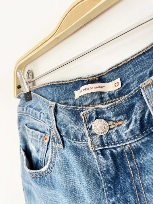 levi's lo pro 90s straight jeans - good market thrift store
