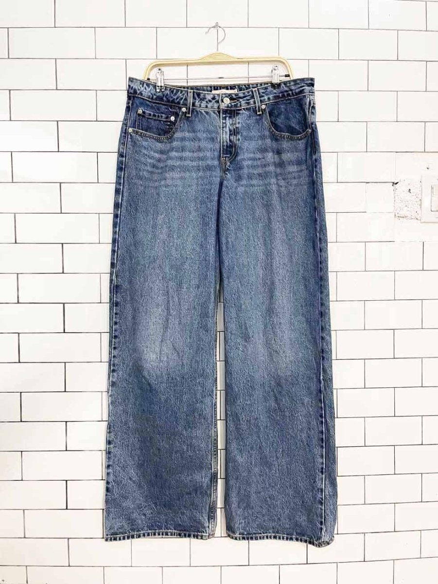 levi's low loose wide leg jeans - good market thrift store