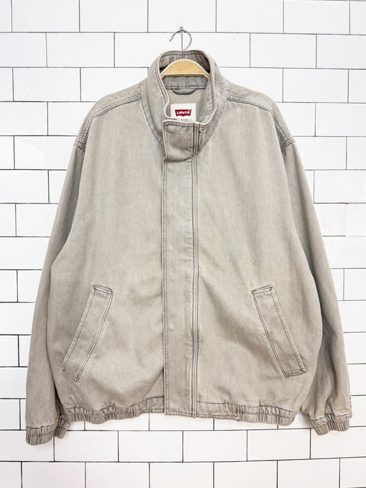 levi's oversized way denim bomber jacket - good market thrift store
