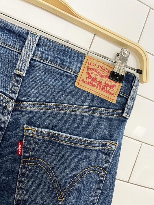 levis ribcage straight ankle button fly jeans - good market thrift store