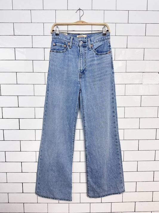 levi's ribcage wide leg jeans | light wash - good market thrift store