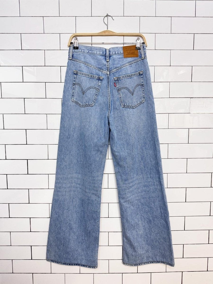 levi's ribcage wide leg jeans | light wash - good market thrift store
