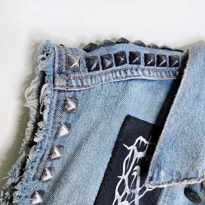 vintage levi's heavy metal battle patch denim vest - medium