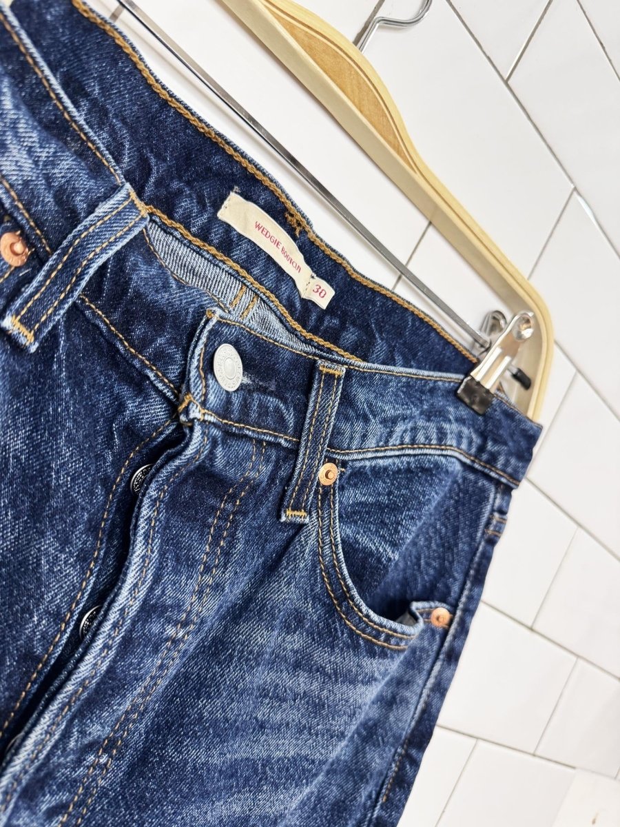 levi's wedgie bootcut jeans - good market thrift store