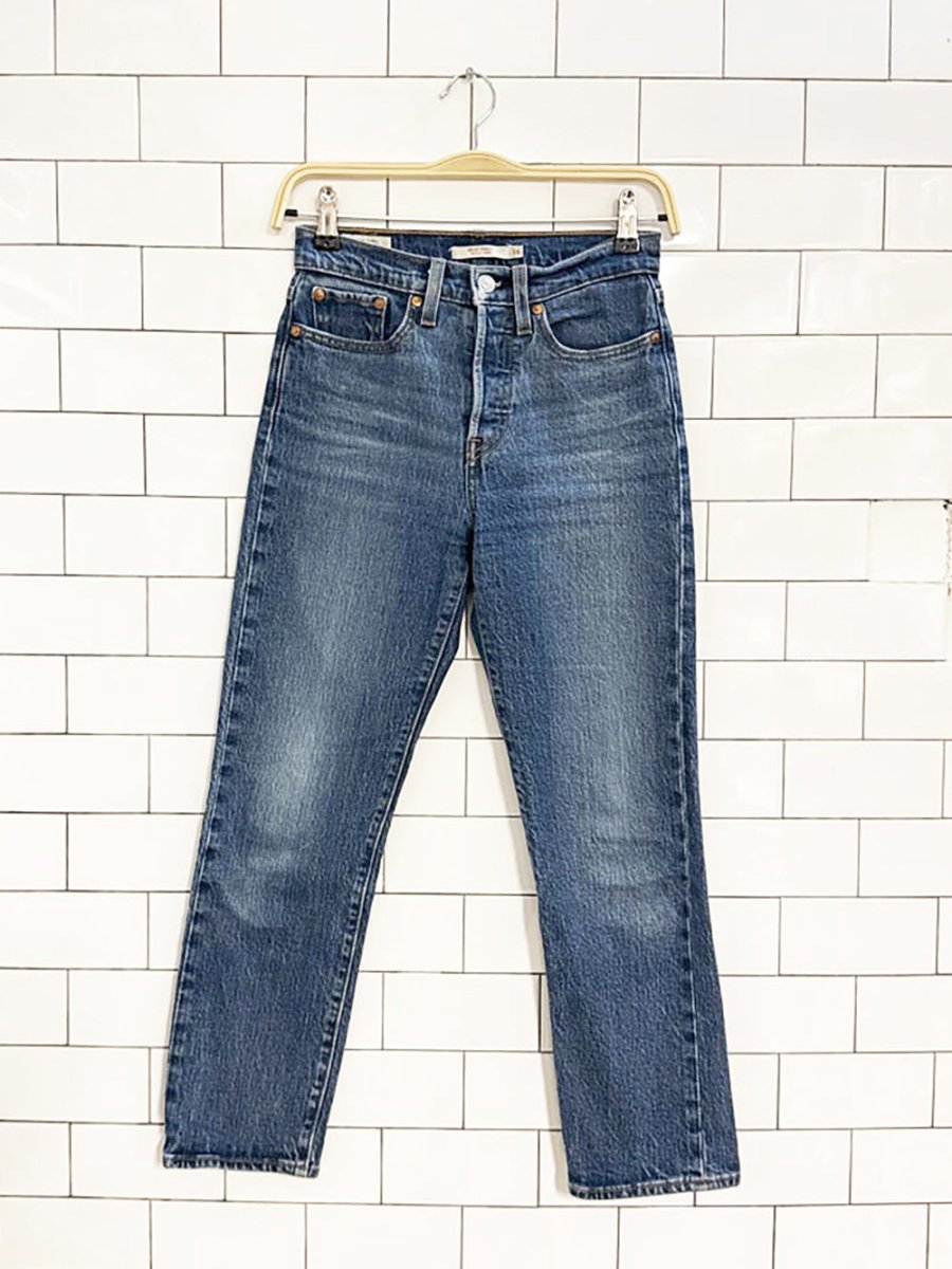 levis wedgie straight leg jeans - good market thrift store