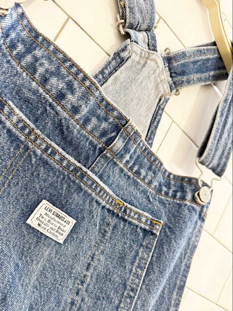 levi's white tab cut off denim short overalls - good market thrift store