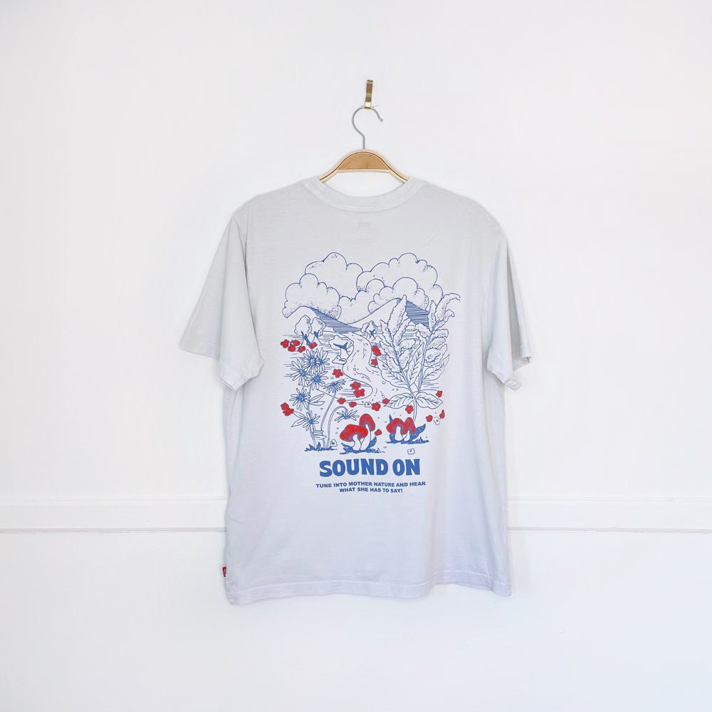 levi's tune into mother nature mushroom tee - good market thrift store