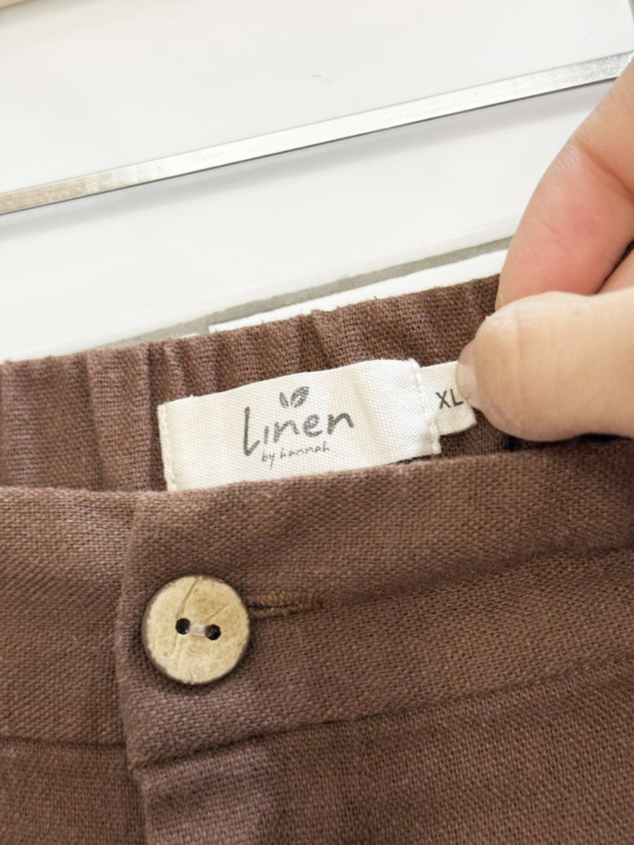 linen by hannah linen - blend pleated trouser shorts | made in Canada - good market thrift store
