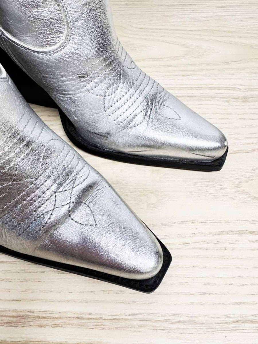 l'intervalle leather metallic heeled cowboy boots | made in Spain - good market thrift store