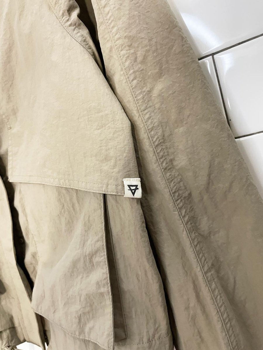 liv outdoor short fit elastic waist rain resistant light jacket - good market thrift store