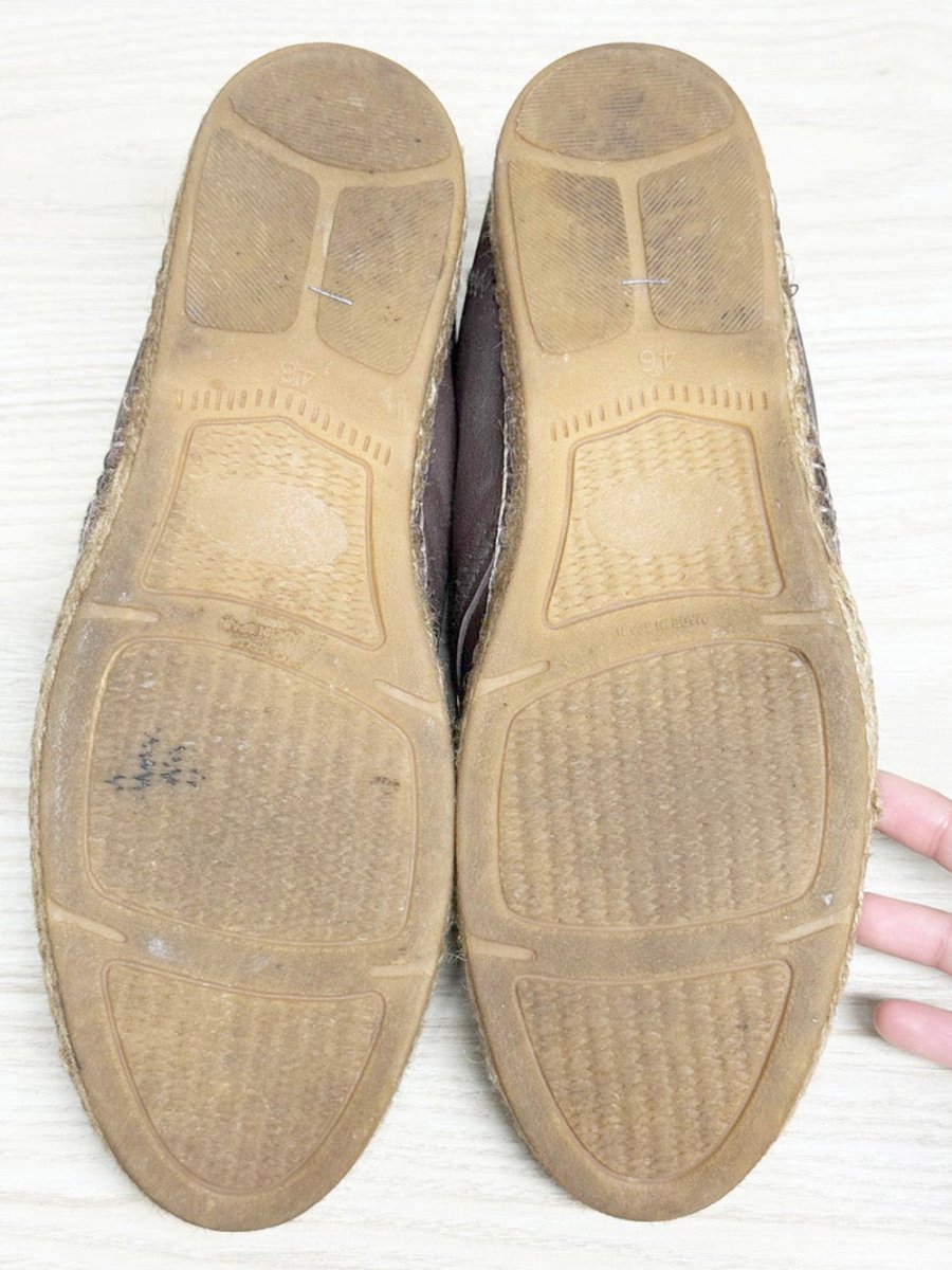 locale soft leather lace up desert chukka boots | made in Spain - good market thrift store