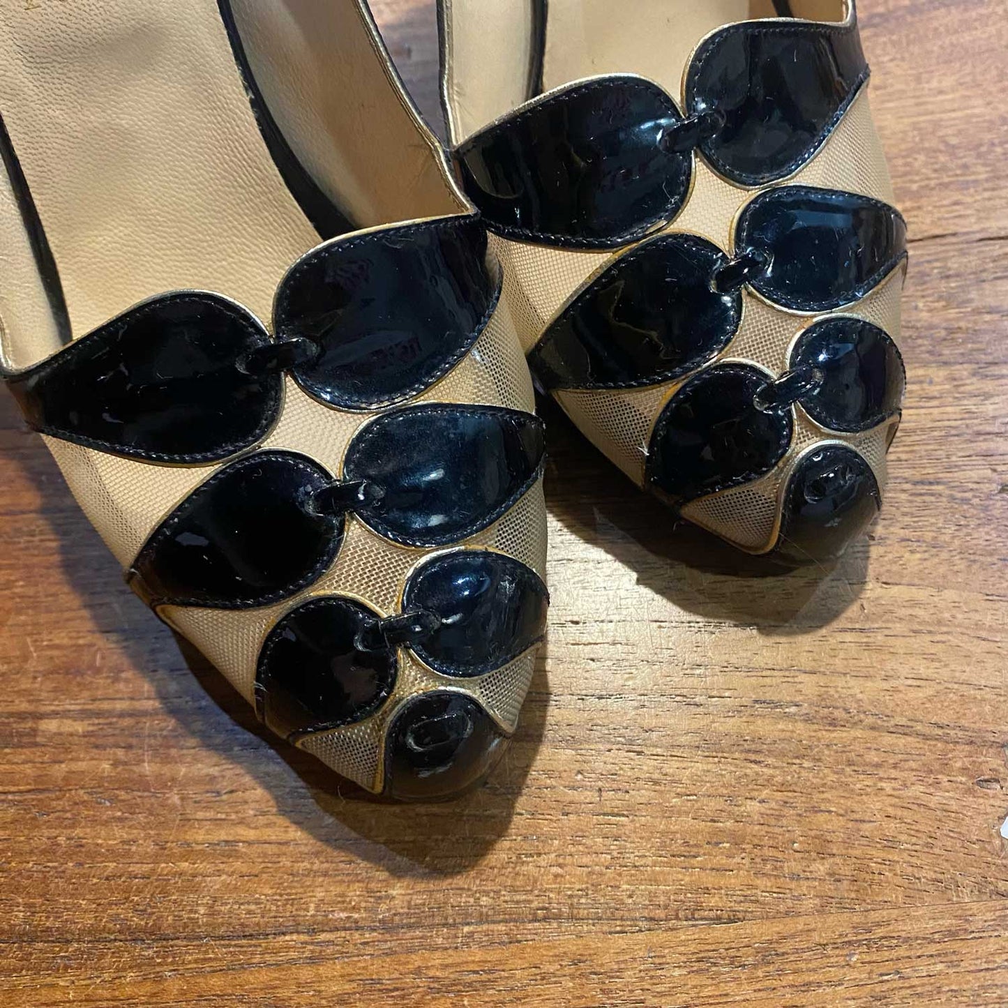 christian louboutin patent leather moira pumps - size 38