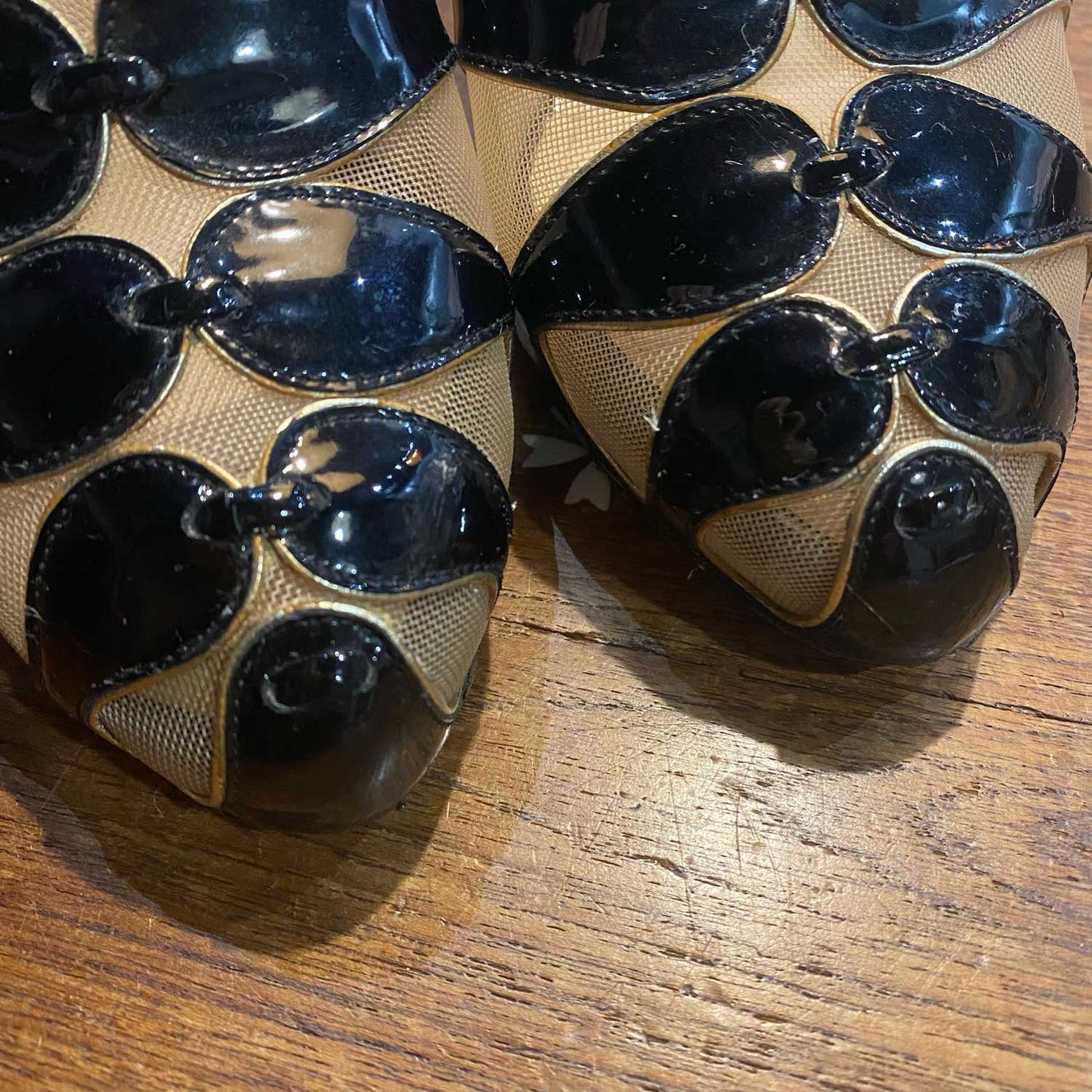 christian louboutin patent leather moira pumps - size 38