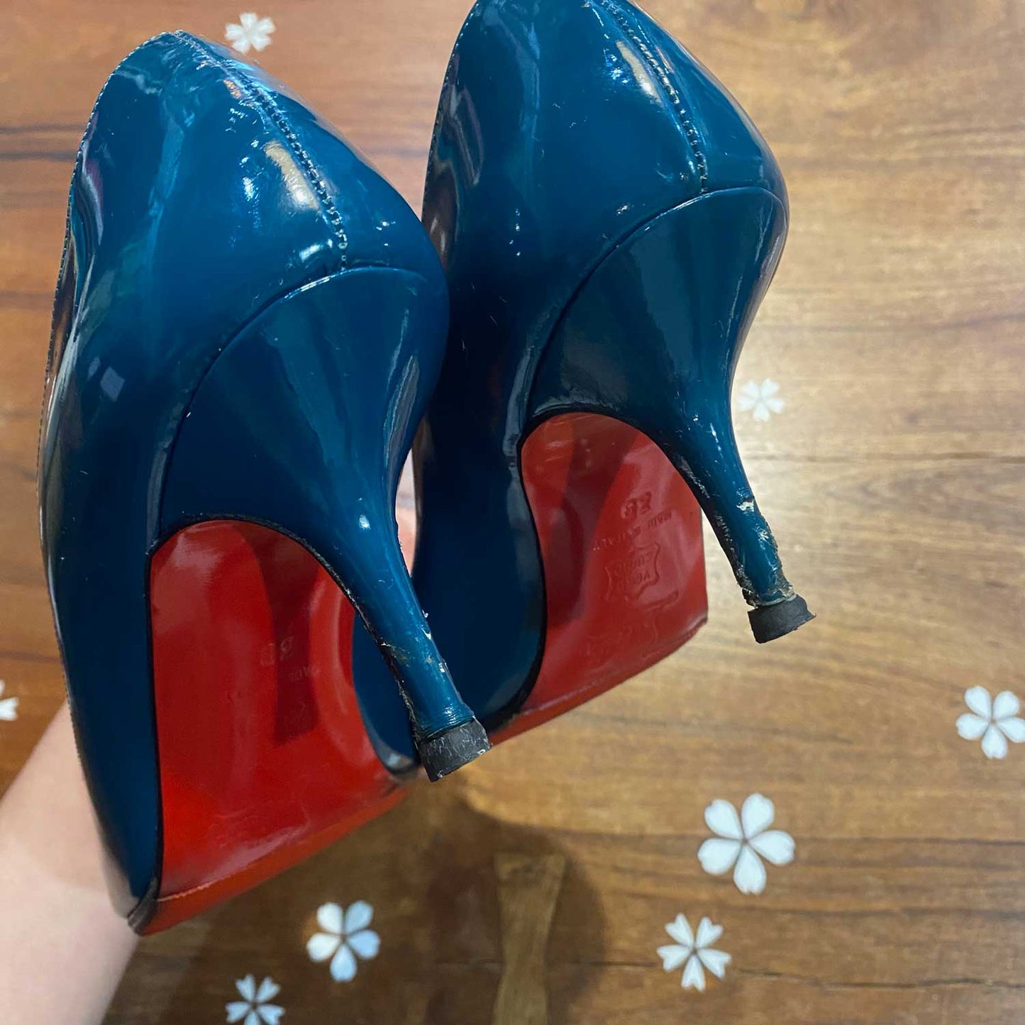 christian louboutin clare teal pointed toe kitten heel - size 38