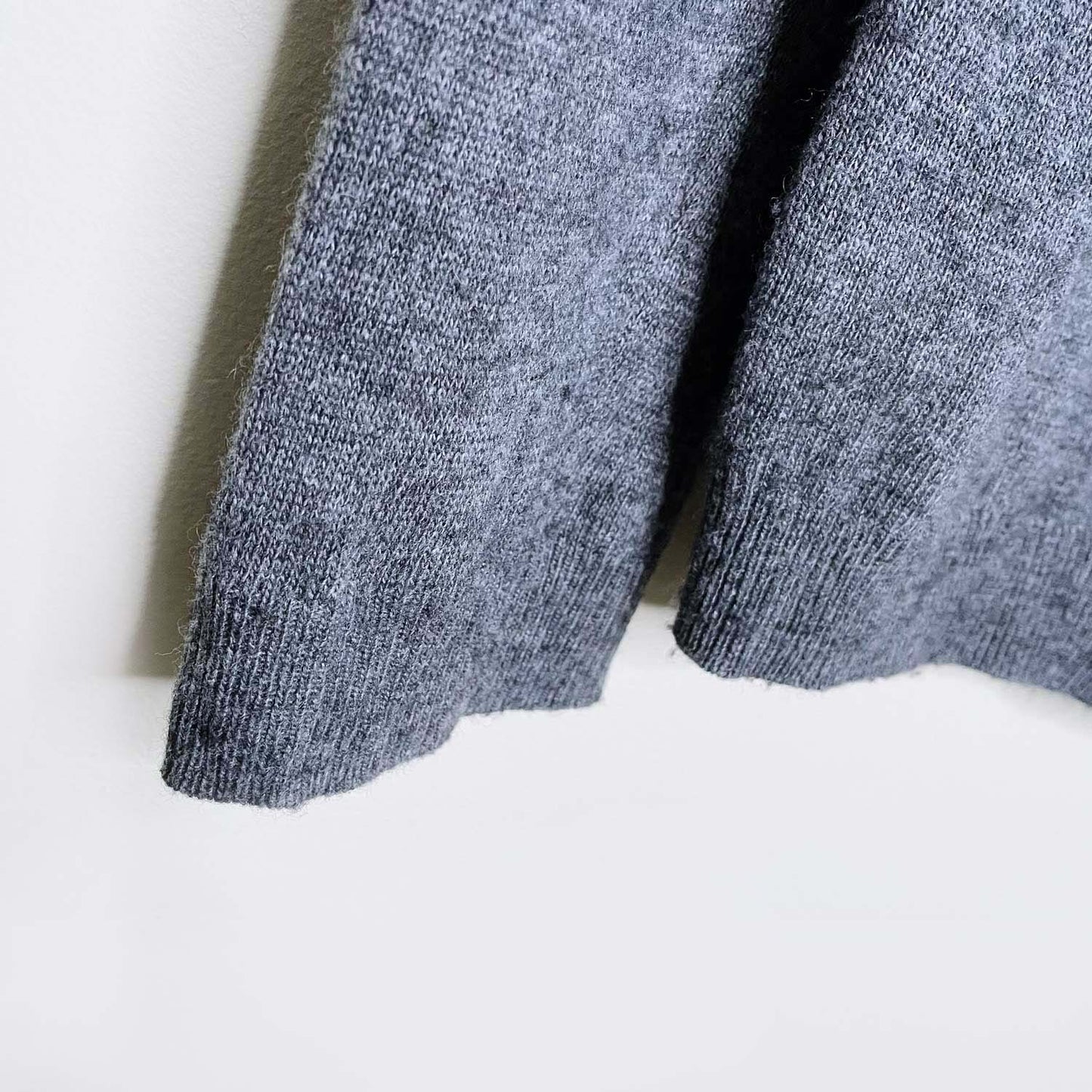 lucy & laurel wool-cashmere blend snow bird knit crew