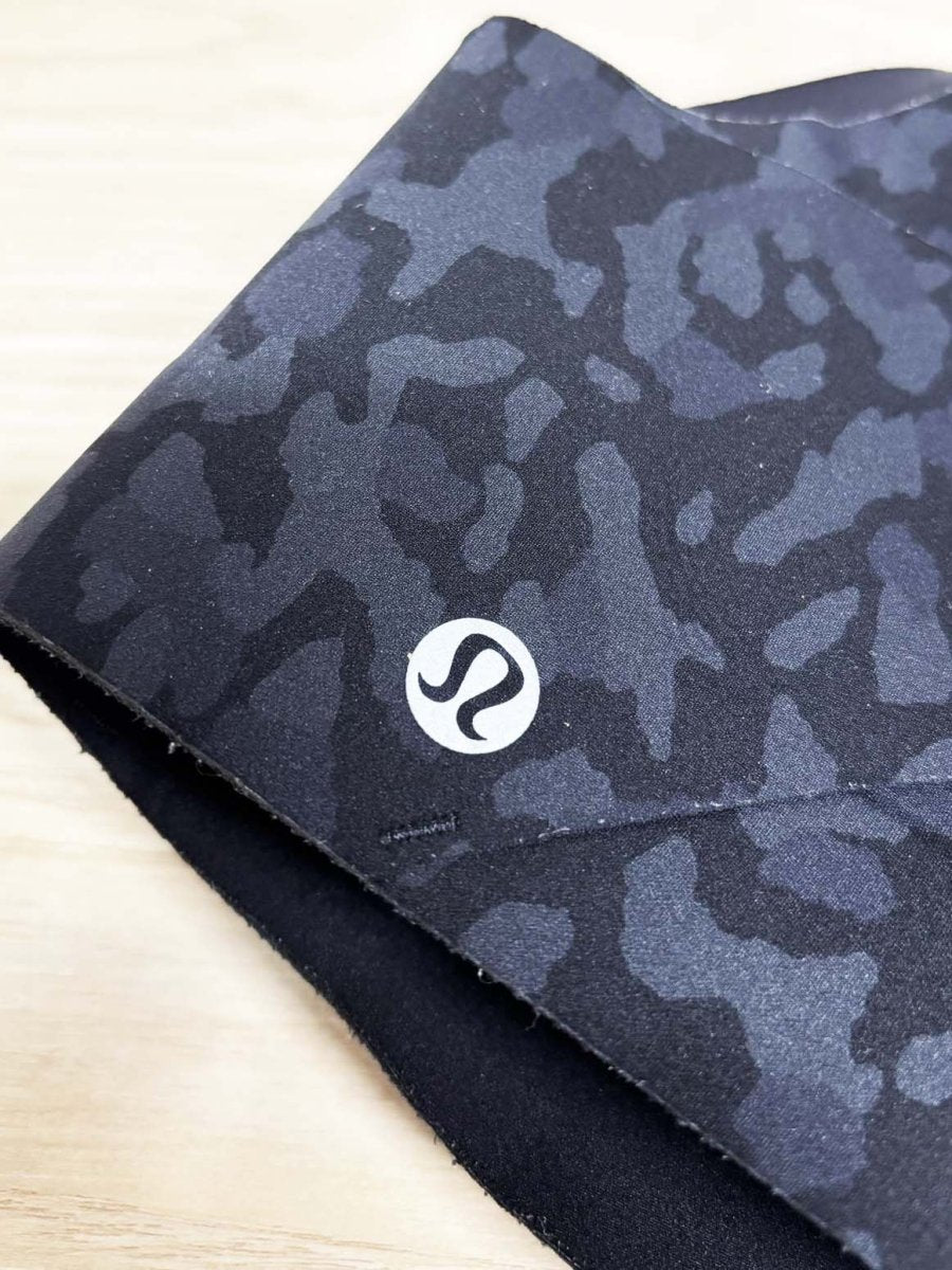 lululemon 2019 enlite zip front bra formation camo deep coal - good market thrift store