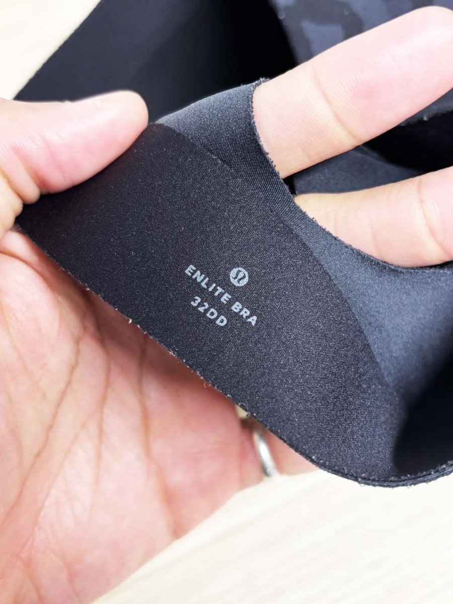 lululemon 2019 enlite zip front bra formation camo deep coal - good market thrift store