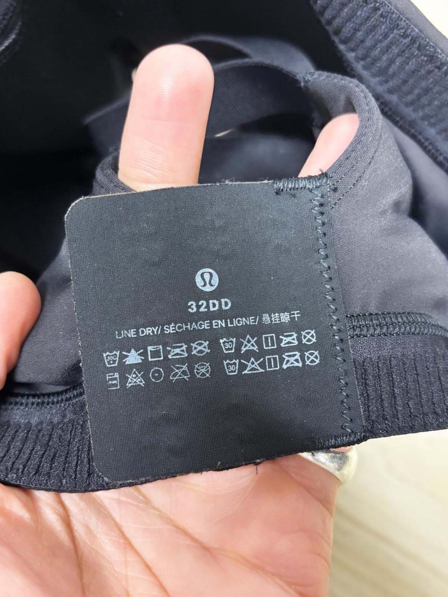 lululemon 2021 airsupport high support black sports bra - good market thrift store